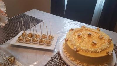 Honey Vanilla Cake Pops